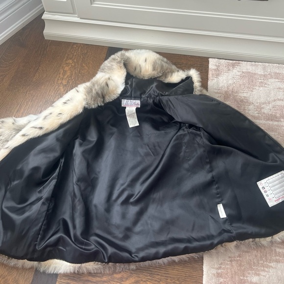 Vintage IZZI Kids Fuzzy Faux Fur Leopard Print Hooded Jacket SZ Small 7/8 Girls - Picture 2 of 16